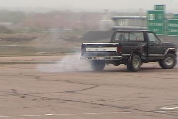 1984 Ford Bronco - just another pic from the video of my F-150 goin in cirlces