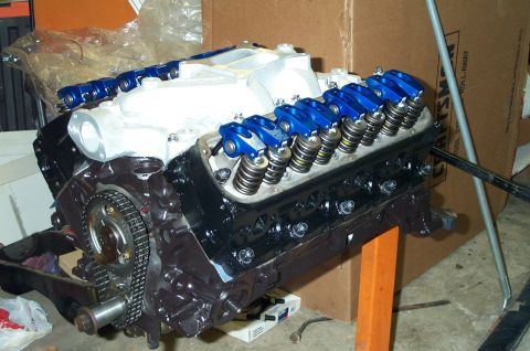 1984 Ford Bronco - another of the pics of engine assembly