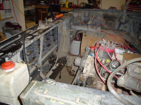 1981 Ford Bronco - pretty bare