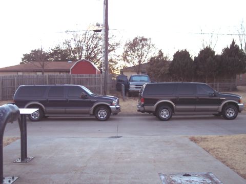 2000 Ford Excursion “Xochi”