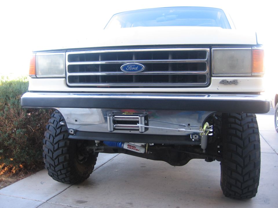1990 Ford Bronco “AMBER”