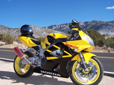 2000 Honda CBR-RR photo