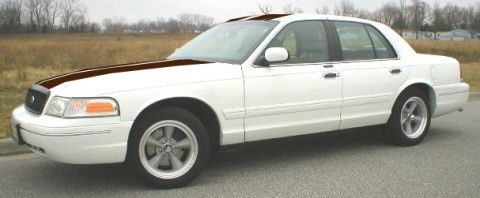 2001 Ford Crown Victoria - robs
