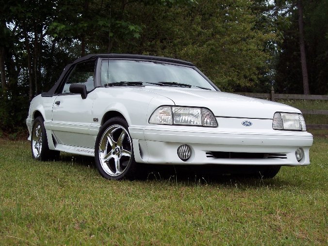 1990 Ford Mustang