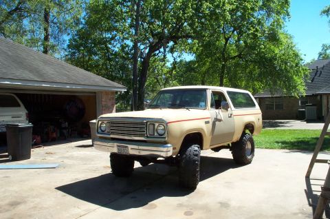 1978 Dodge Power Ram “Plymouth Trailduster”