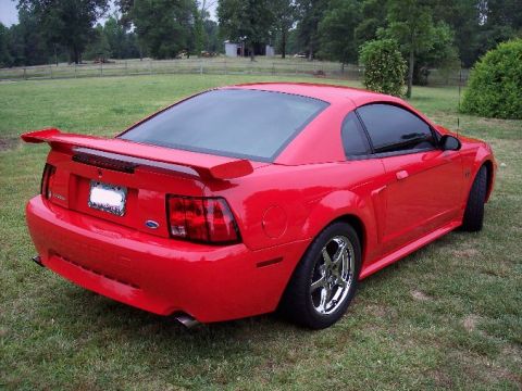 2000 Ford Mustang photo