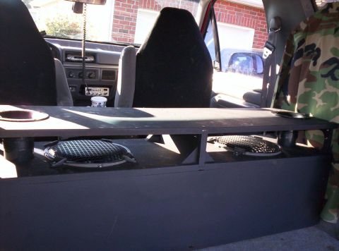 sub enclosure - 1995 Ford Bronco