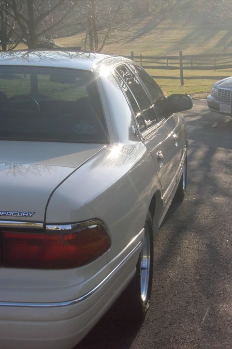 1996 Mercury Grand Marquis - RH paint closeup