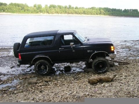 1990 Ford Bronco photo
