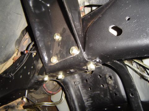 1989 Ford Bronco - Closer look at passenger side...see the rear bolt to replace the rivet lost when i took off the ttb spring bucket