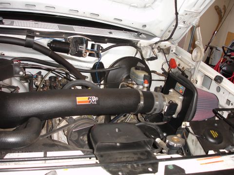 1996 Ford Bronco - K&N FIPK air intake system installed in the engine bay.