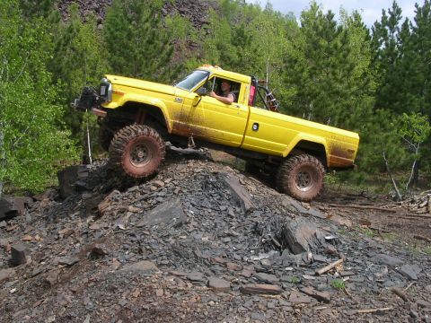 1986 Jeep J10 “HIRISE”