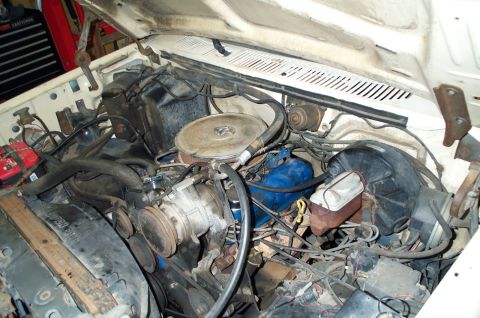 1984 Ford Bronco - stock 351 except for the edelbrock carb.
