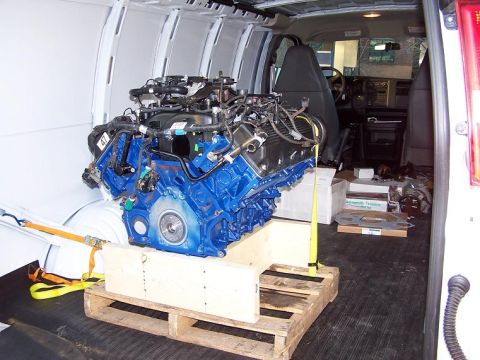 2000 Ford Crown Victoria - Finished long block, on pallet, in back of van (with the rest of the r/r stuff), on the way back to Chicago from Renegade. (rear view)