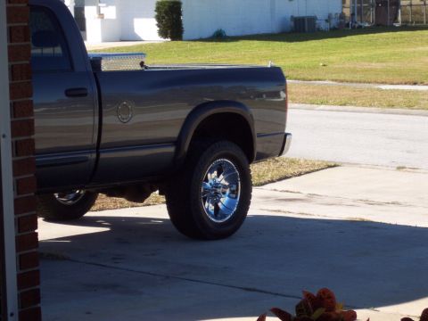 2004 Dodge 3500 photo