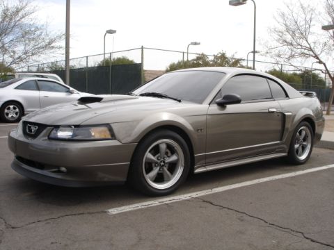 2001 Ford Mustang photo