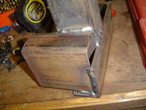1989 Ford Bronco - Back at home with my welded bracket