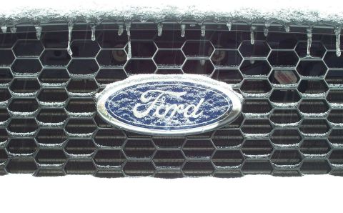 1998 Ford Crown Victoria - Old pics taken back when the Vic was a daily driver.