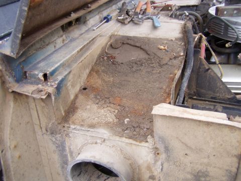 1967 Ford Bronco - Crap under heater air intake
