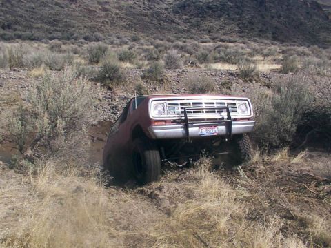 1978 Ford Bronco - This 1978 Dodge Ramcharger navigates a , dry terrain.