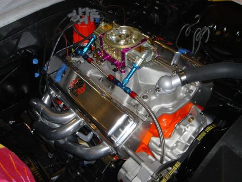 1979 Pontiac Trans Am - Custom V8 engine build chrome valve covers and performance carburetor.