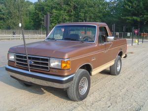 1991 Ford Bronco - First Trip to the Dunes