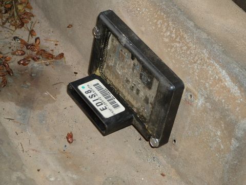 1978 Ford Bronco - EDIS Module mounted in location previously occupied by the DuraSpark II module