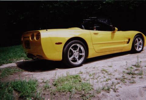 2001 Chevrolet Corvette photo