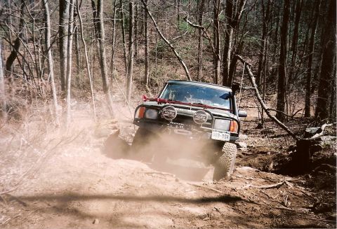 1987 Ford Bronco - Kicking up some dirt.