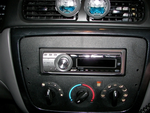 2000 Ford Taurus - Audio System Installation - Metra Dash Kit and Pioneer Head Unit installed