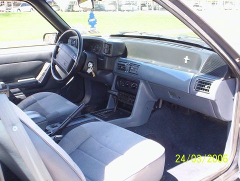 1991 Ford Mustang photo
