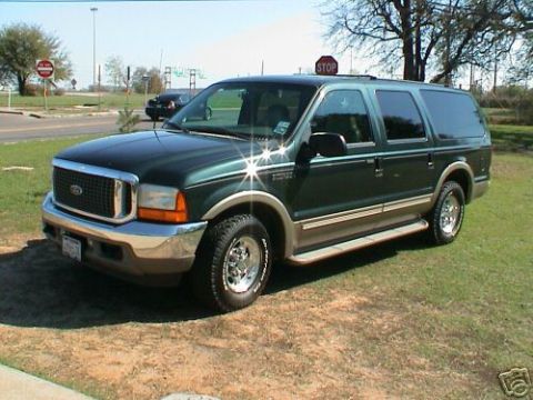 2000 Ford Excursion “Xochi”