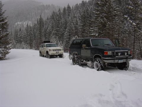 1990 Ford Bronco - Another scenic posing shot