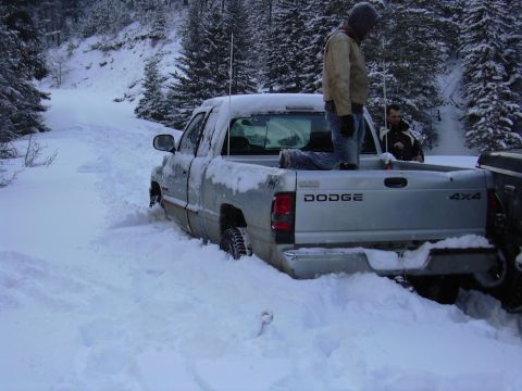 1990 Ford Bronco - Almost slid into the dodge while trying to pull around it.