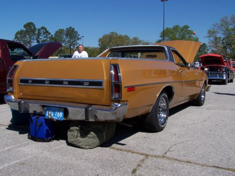 1973 Ford Ranchero - Rear end 3/4 view.