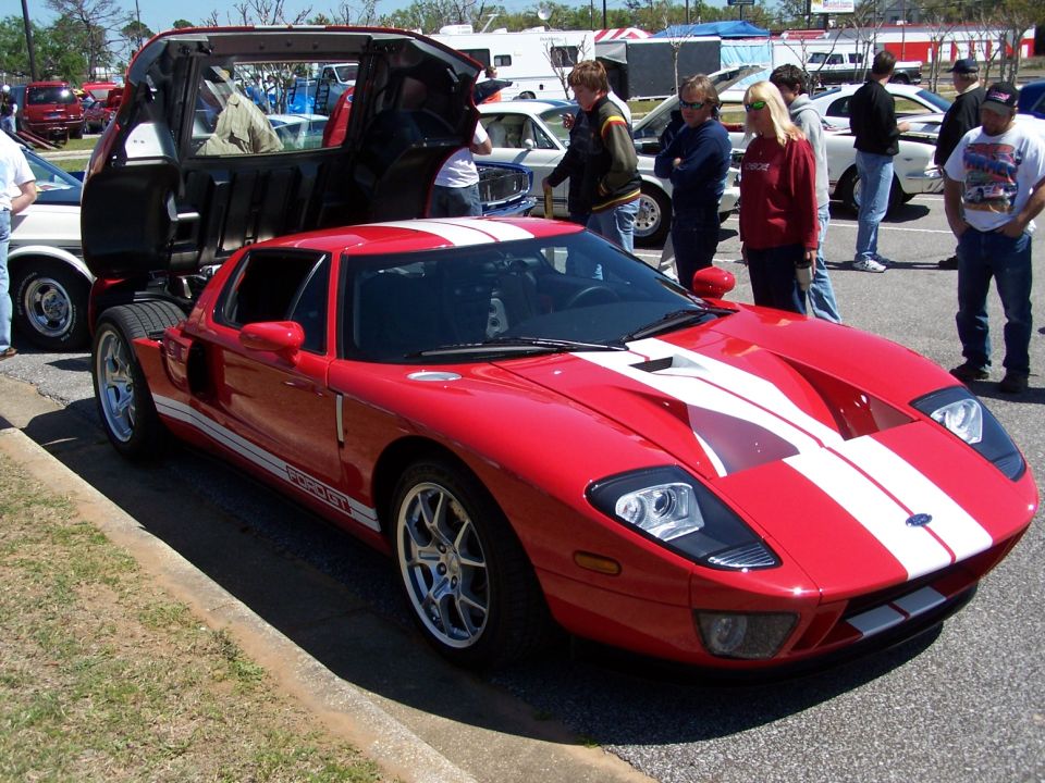 Ford GT 3/4 shot