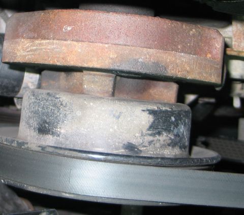 1994 Ford Bronco - Engine pulley and belt detail, possibly from an older vehicle.