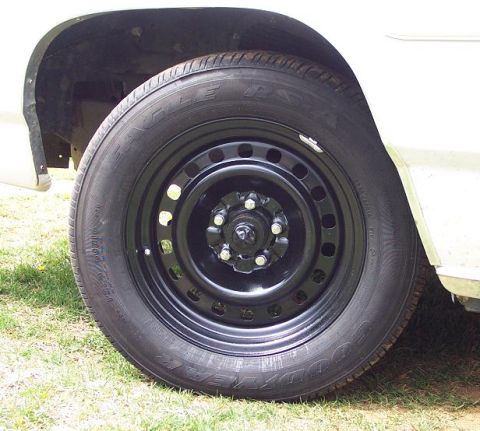 1985 Ford LTD Crown Victoria - need 16" wheels for the swap
