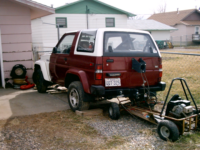 1992 Diahatsu Rocky “Raquel”