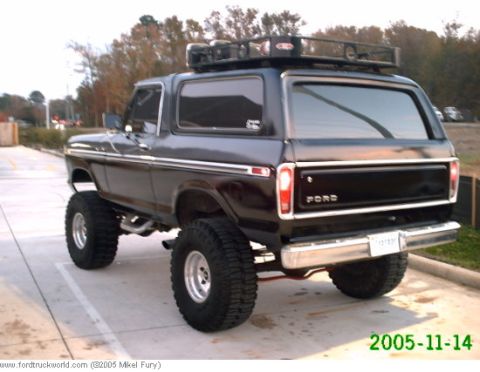 1978 Ford Bronco - This roofrack is da' bomb!