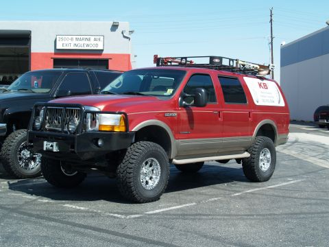 2001 Ford Excursion photo