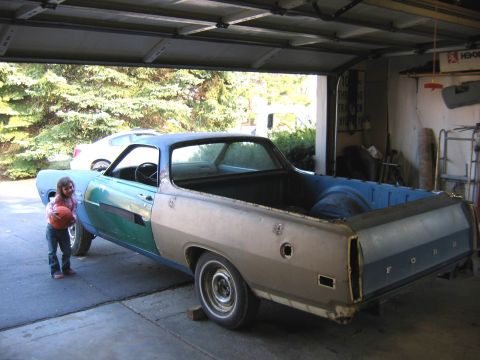 1971 Ford Ranchero - On and ready to paint. One side, three colors.