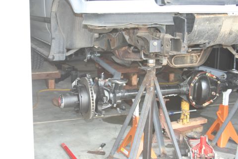 1992 Ford Bronco - view - d 60 connected to arms