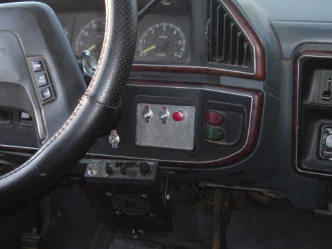 1989 Ford Bronco - ignition rod broke so i bypassed the ignition switch and made my own with a push button starter