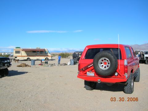 1985 Ford Bronco - camp.