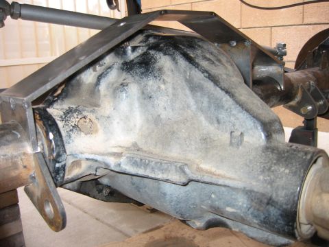 1997 Ford Ranger - Close-up of a rear differential housing with a custom metal bracket attached.