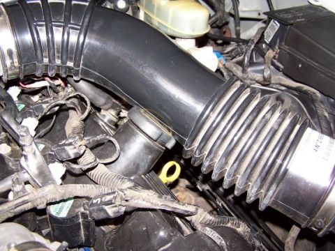 2000 Ford Crown Victoria - Interference with oil filler tube