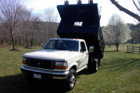 1996 Mercury Grand Marquis - LH front angle shot, dump up
