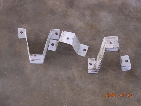 2004 Chevrolet Silverado 3500 - set of rear door panel brackets