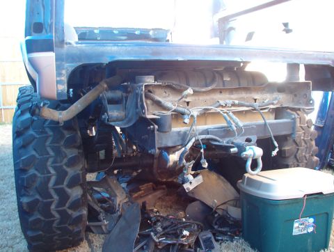 1994 Ford Bronco - The only thing holding the body on now is gravity.